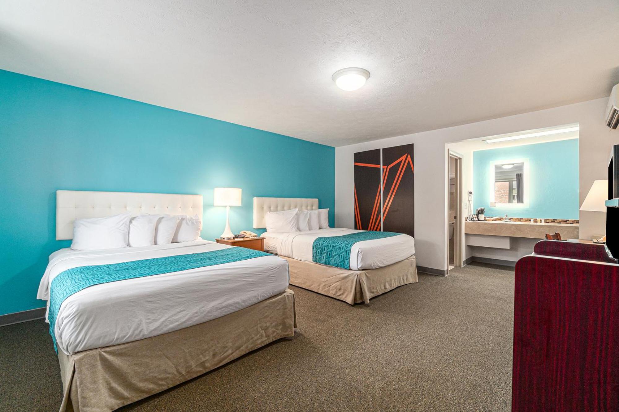 Howard Johnson By Wyndham Traverse City Exterior foto