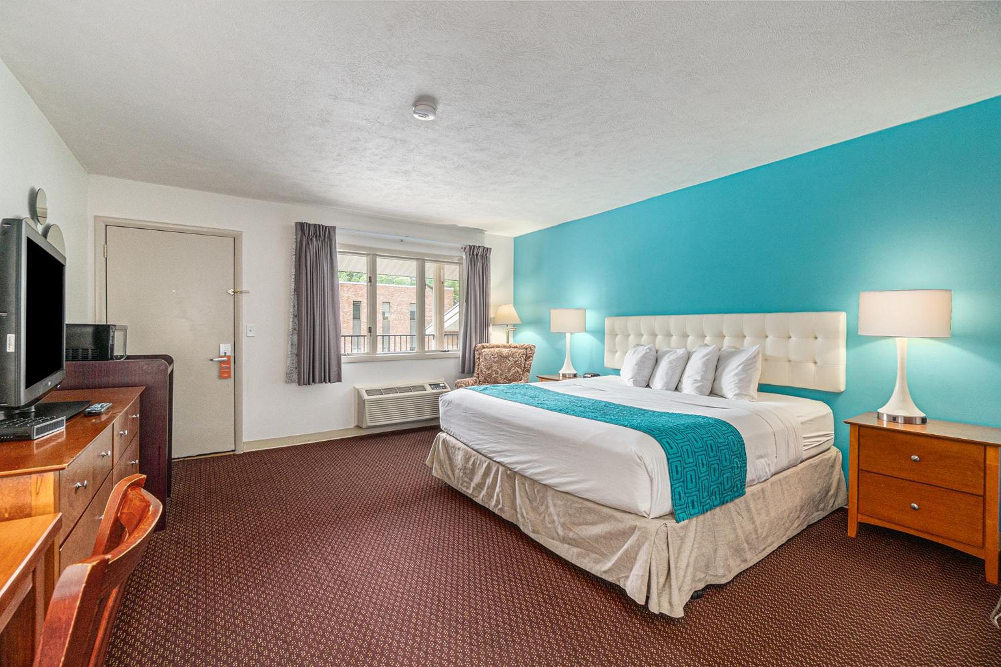 Howard Johnson By Wyndham Traverse City Exterior foto